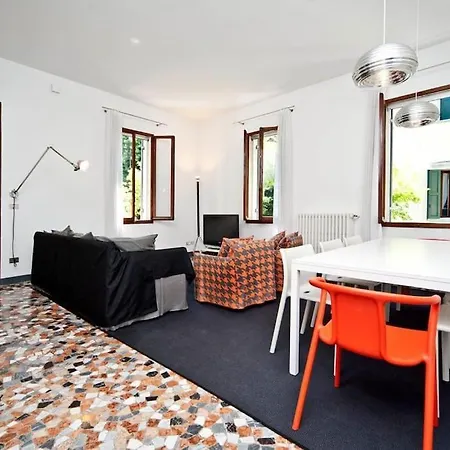Two Bedroom In Liberty Apartment